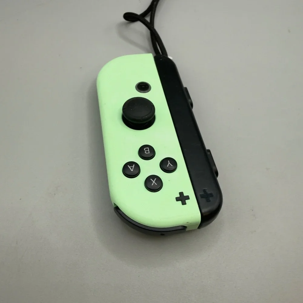 Nintendo Switch Joy-Con Right Controller Pastel Green with Wrist Strap